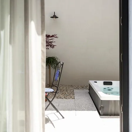 Passinhos House Bed & Breakfast 4*